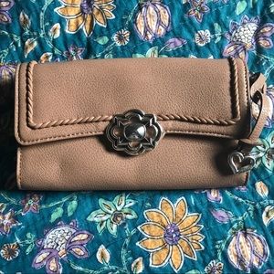 Brighton Clutch with Strap